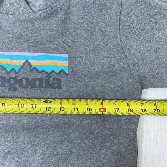 Patagonia Women's Pastel P-6 Logo Uprisal Hoody XS - Picture 8 of 10